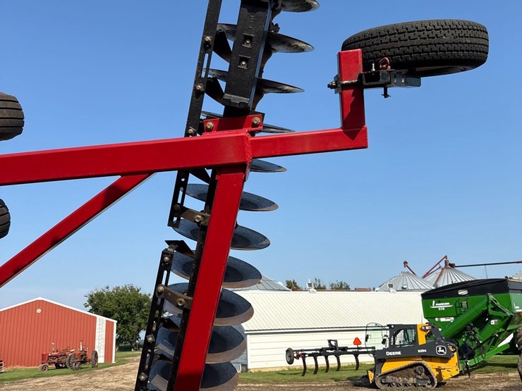 2012-case-ih-370-image-51