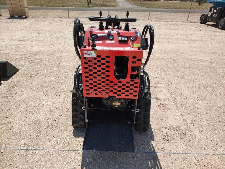 2026-agt-industrial-ysrt14-stand-on-mini-skid-steer-loader-image-12