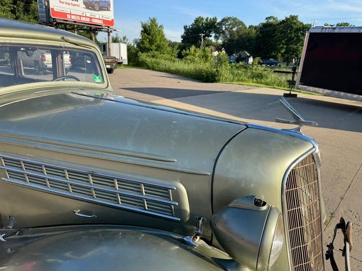 #1876-•-1935-hudson-teraplane-sedan-image-31