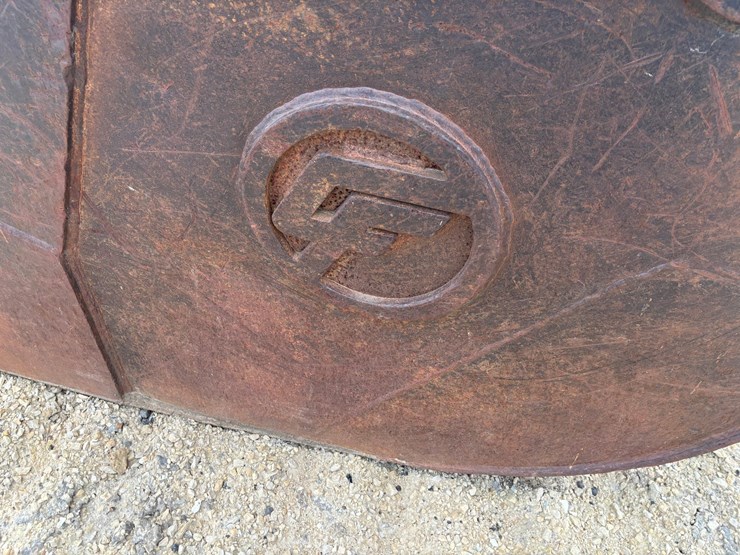 #2285-•-cf-approx.-28"-tooth-ditching-bucket-image-7