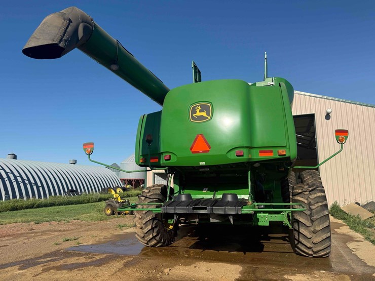 2011-john-deere-9760-combine-image-14