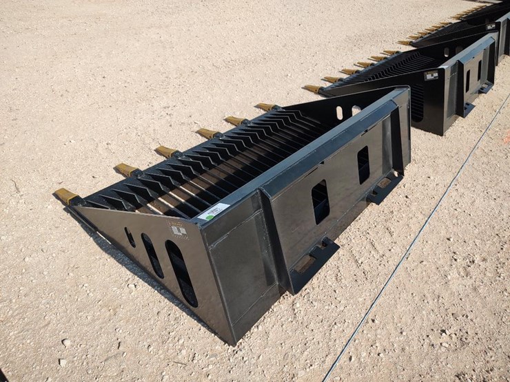 wolverine-rsb66-68"-skid-steer-skeleton-rock-bucket-w/teeth-image-3
