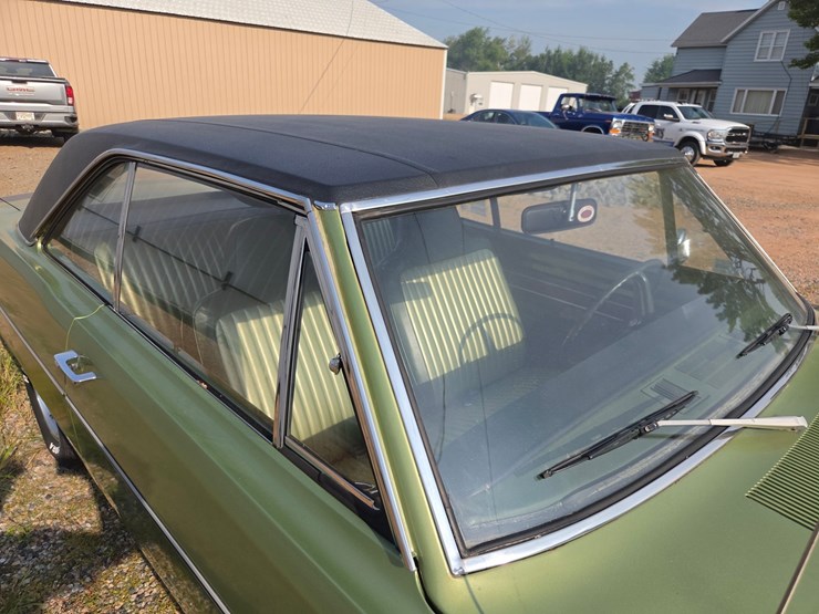 #1835-•-1972-dart-swinger-image-47