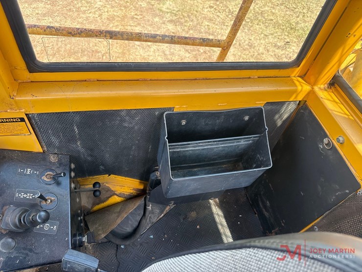 volvo-a25b-image-20