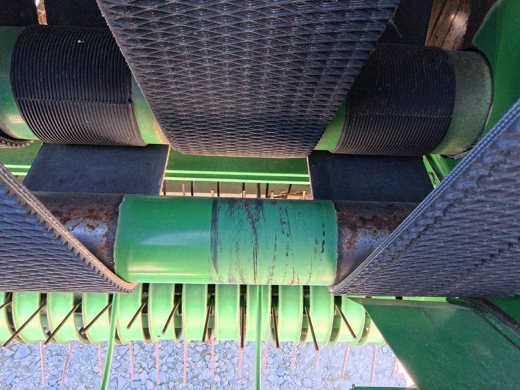 john-deere-557-image-19