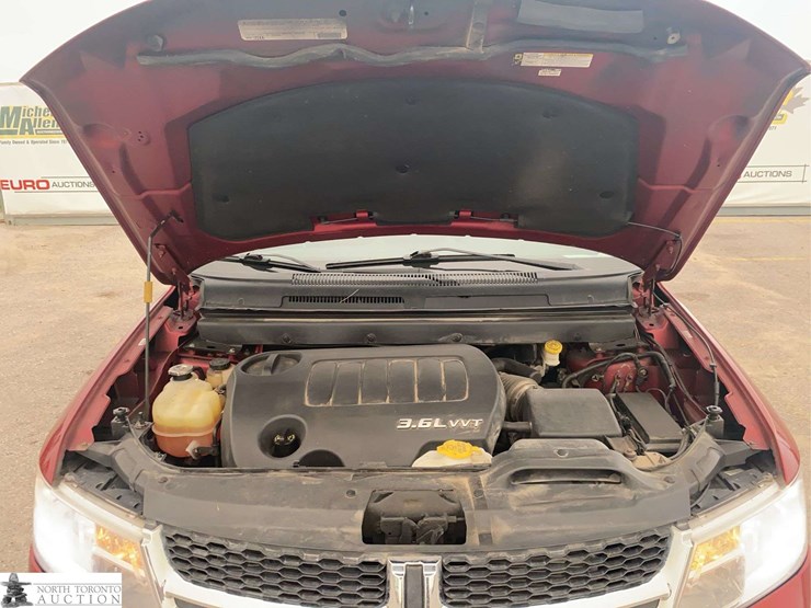 2011-dodge-journey-image-10