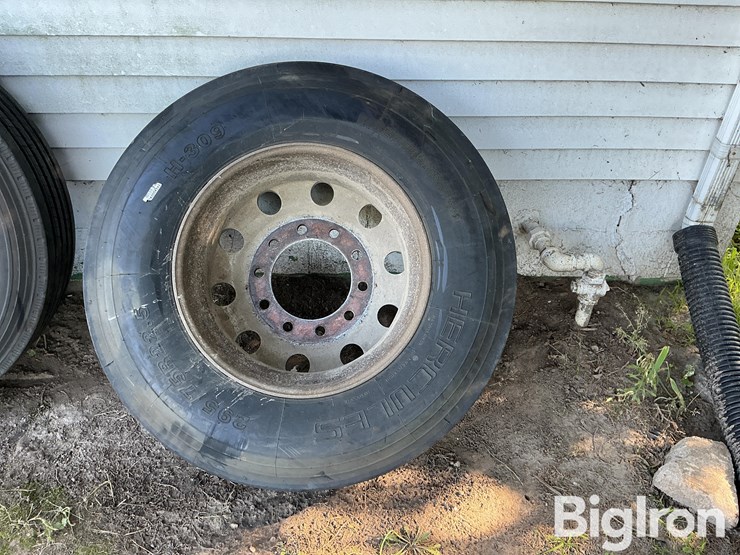 295/75r22.5-truck-tires-image-14