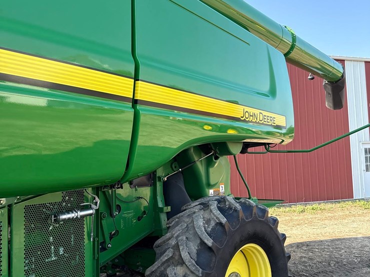 2011-john-deere-9770-sts-image-80