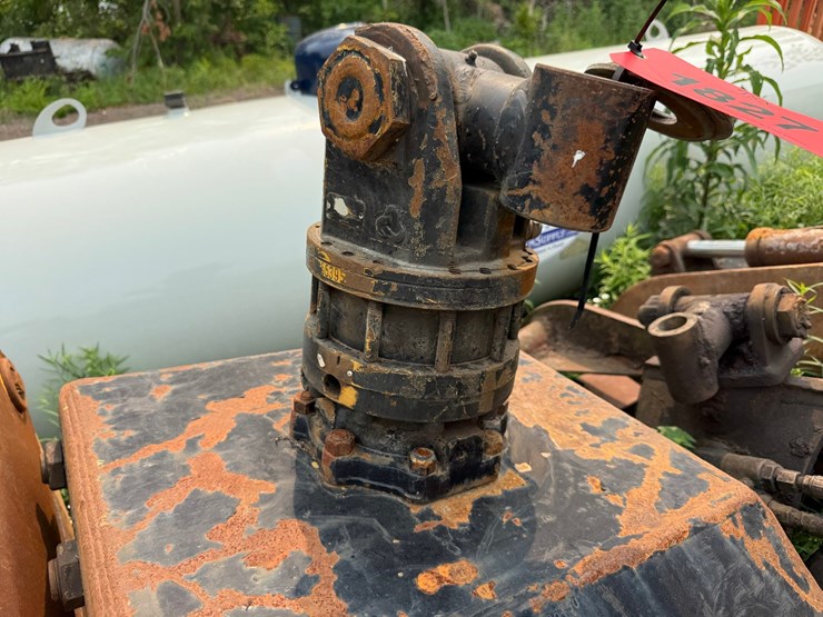 #1827-•-approx-24"-rotating-bypass-grapple-image-5