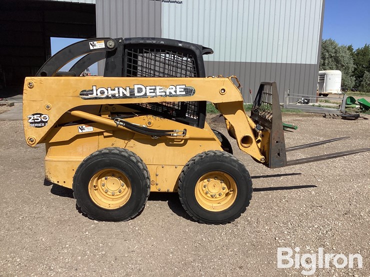 2003-john-deere-250-image-4