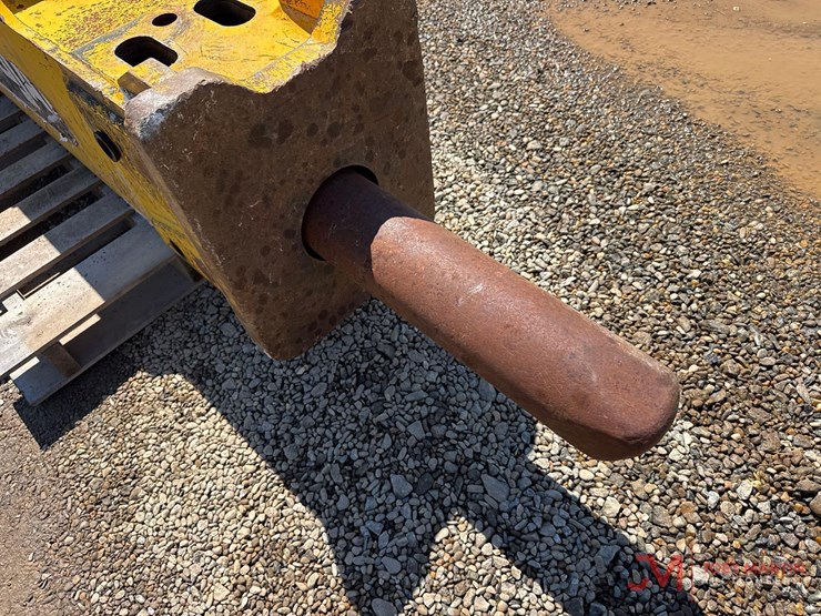 trojan-th200-hydraulic-hammer-/-breaker-excavator-attachment-image-6