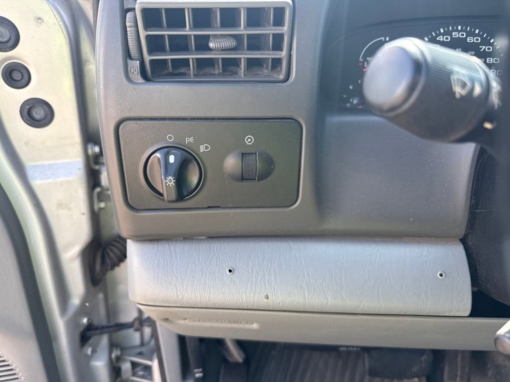 2002-ford-f250-image-32