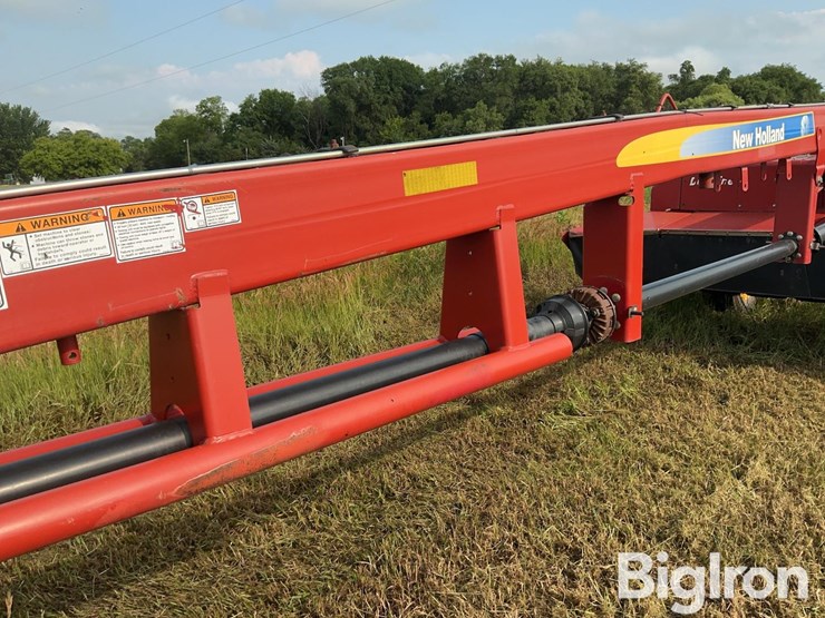 new-holland-h7460-image-16