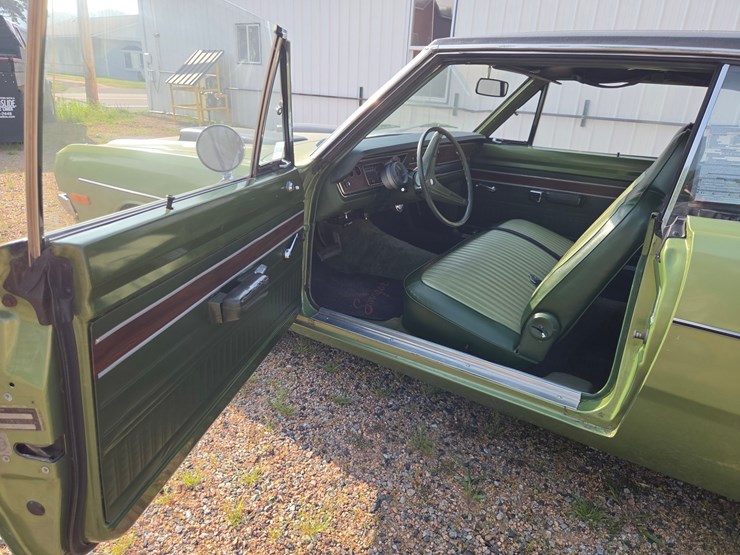 #1835-•-1972-dart-swinger-image-51