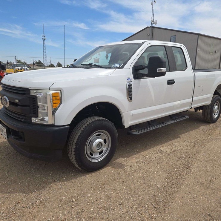 2017 FORD F250 XL