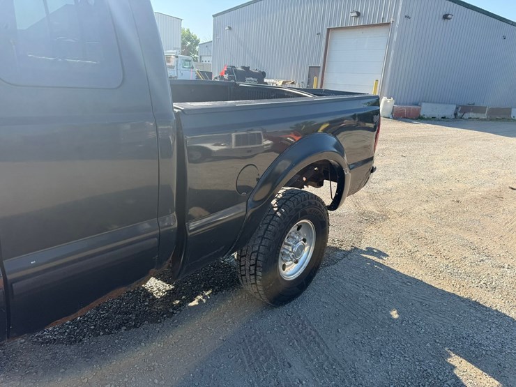2002-ford-f250-image-12