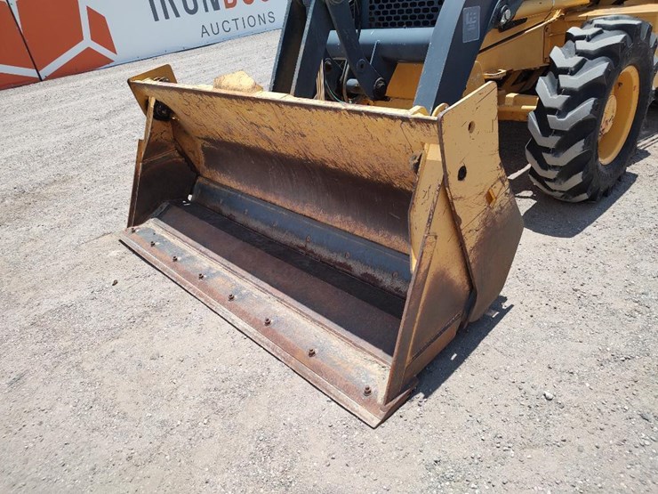 2011-deere-310sj-image-9