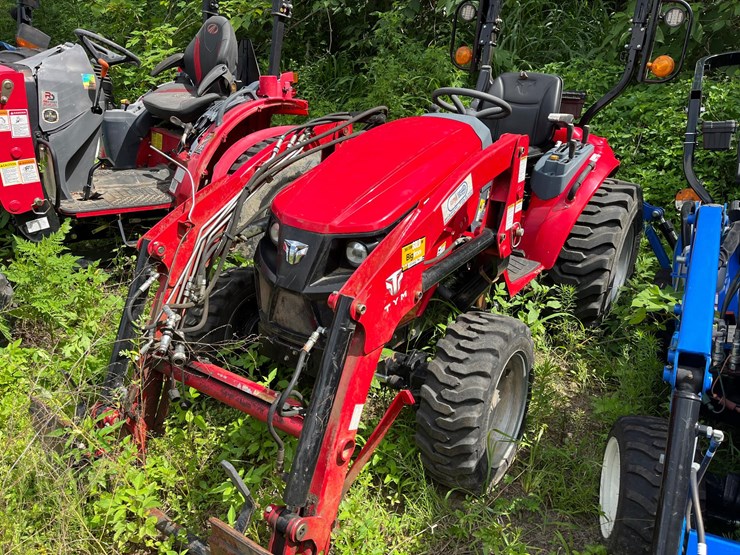2021-tym-t25h-compact-utility-tractor-w/loader-image-1