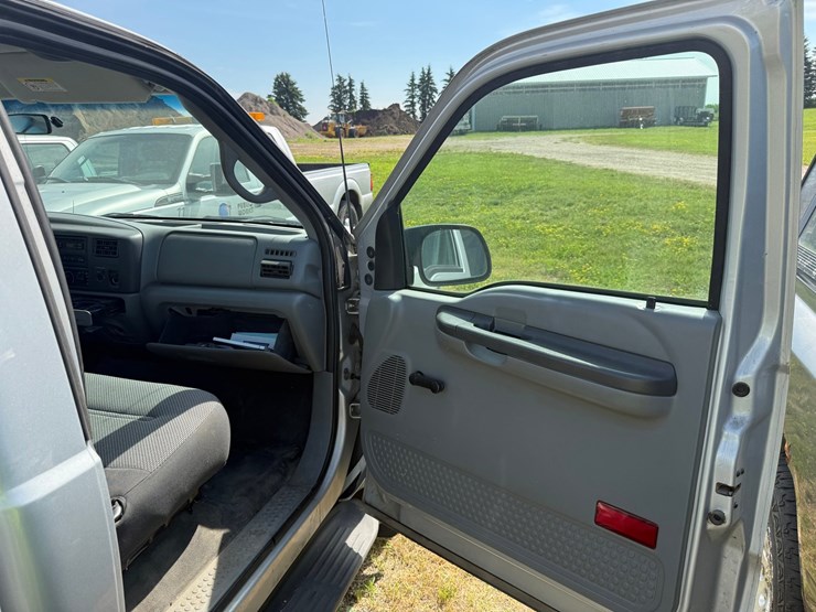 2002-ford-f250-image-26