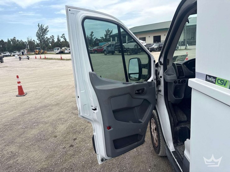 2016-ford-transit-image-20