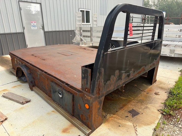 #1537-•-cadet-flatbed-truck-body-image-4