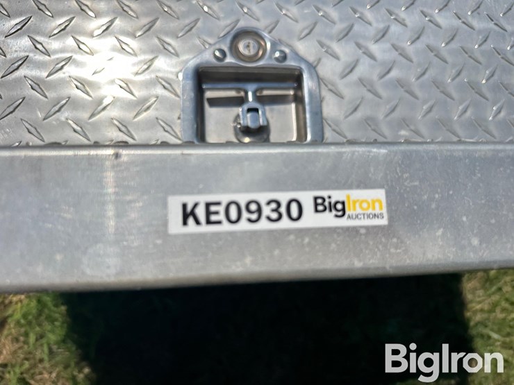 peterbilt-aluminum-step/battery-box-image-18
