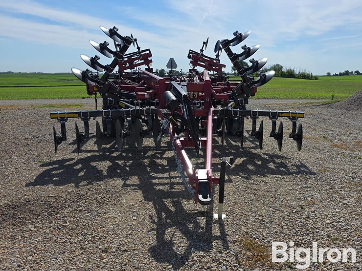 2025-case-ih-ecolo-tiger-875-image-2