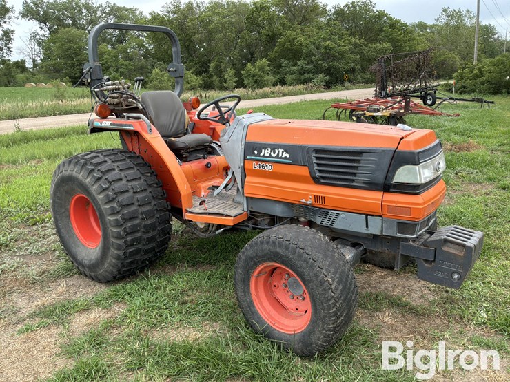2001-kubota-l4610-image-3