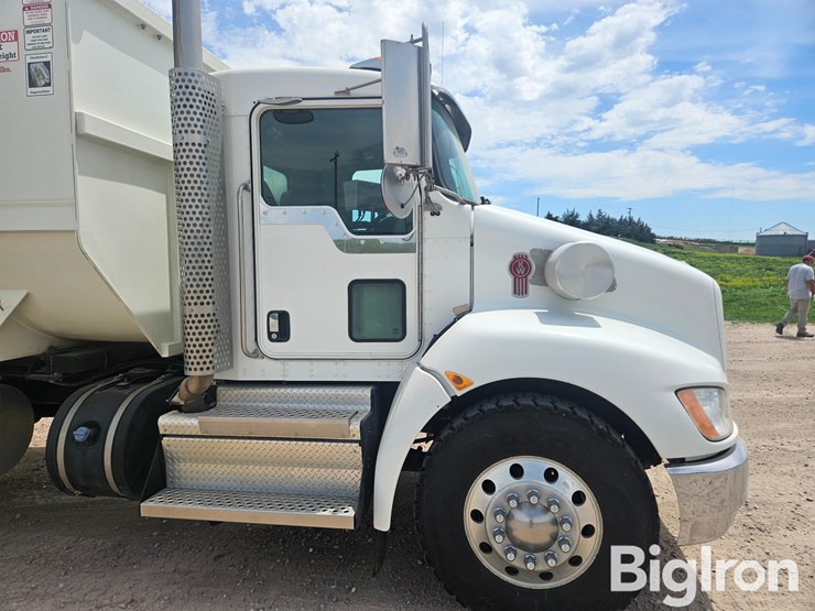 2018-kenworth-t370-image-12