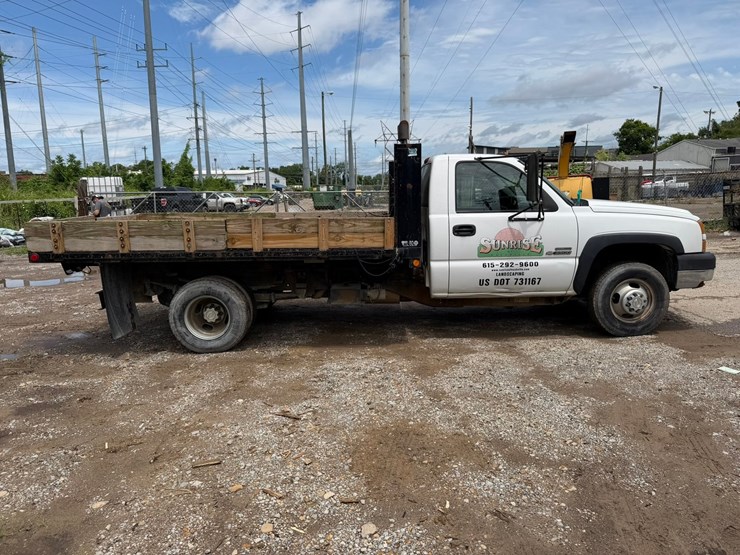 2007-chevrolet-3500-image-6