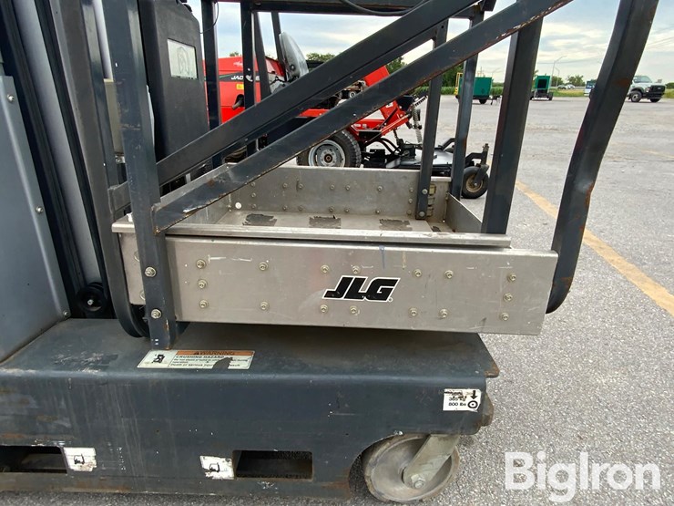 2017-jlg-20mvl-image-16