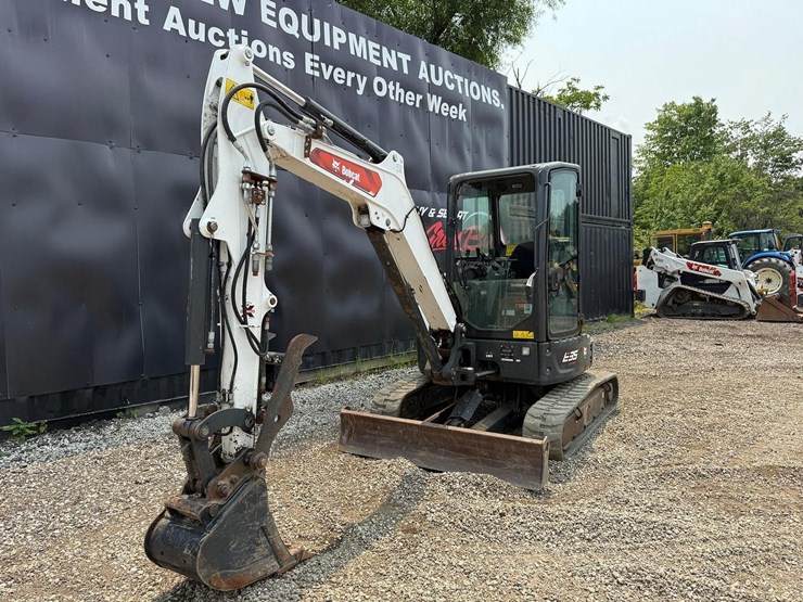 2023-bobcat-e35i-image-7