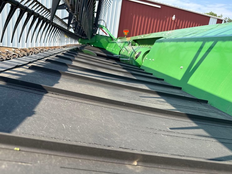 2018-john-deere-635fd-image-34