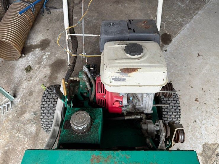 #4058-•-lesco-renovator-20-walk-behind-slit-seeder-image-11