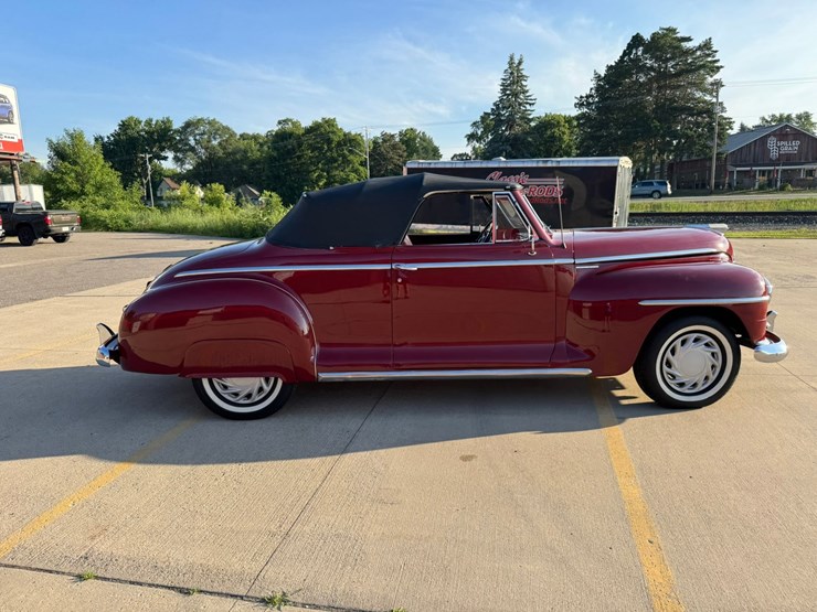 #1880-•-1947-plymouth-deluxe-convertible-image-6