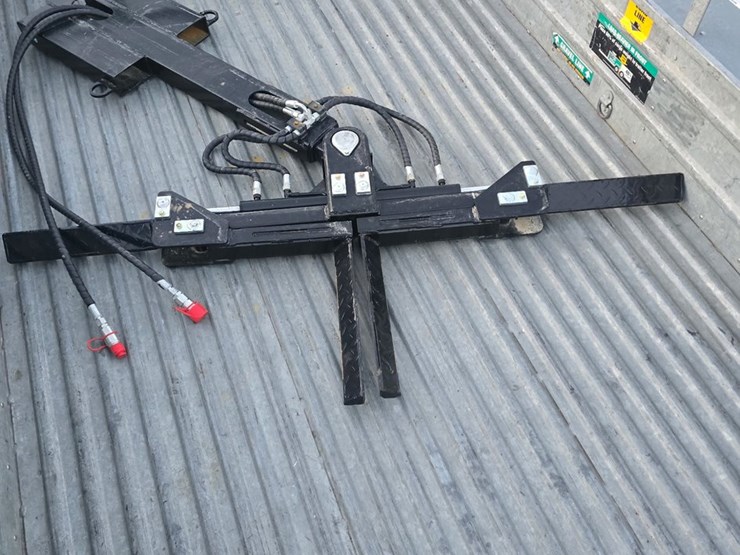 #2098-•-chevron-forklift-vehicle-towing-attachment-image-6