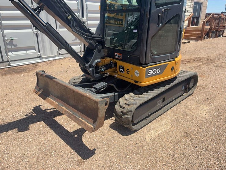 deere-30g-image-7