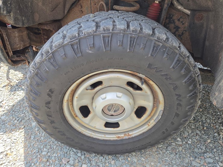 2013-ford-f350-image-53