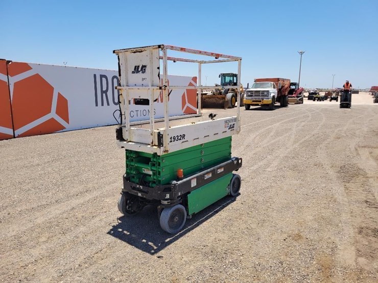 2018-jlg-1932r-image-1