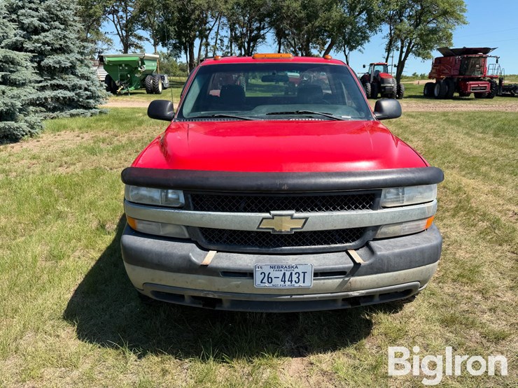2001-chevrolet-2500-image-2