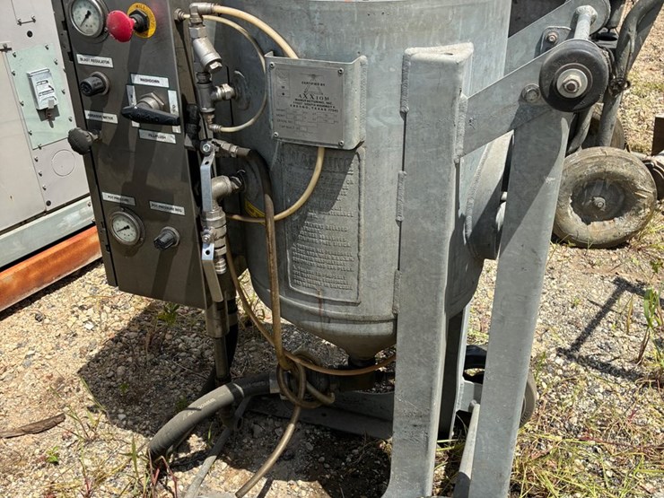#9911-•-vapor-abrasive-blaster-image-5