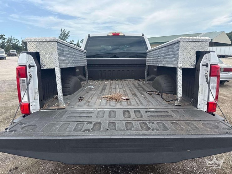 2019-ford-f250-image-14