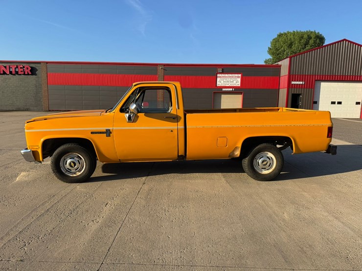 1985-chevrolet-c10-image-2