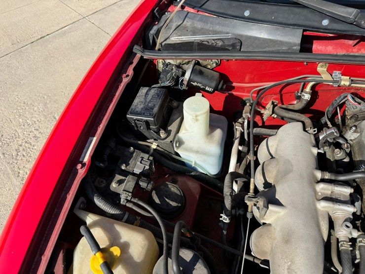 #1872-•-1990-mazda-miata-convertible-image-40