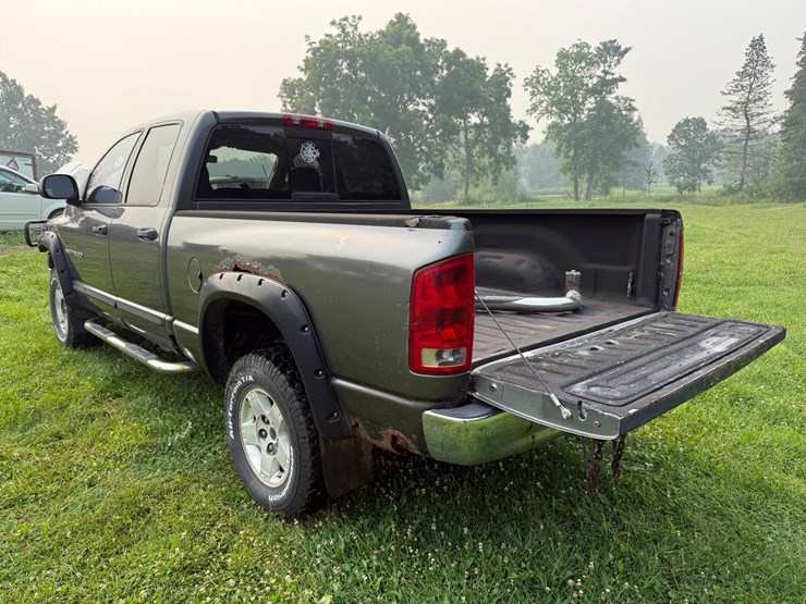 2003-dodge-ram-1500-image-3