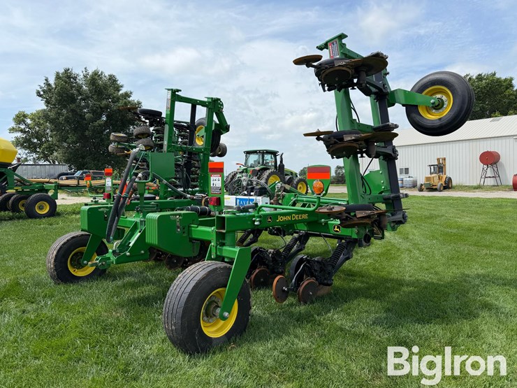 john-deere-2510h-image-5