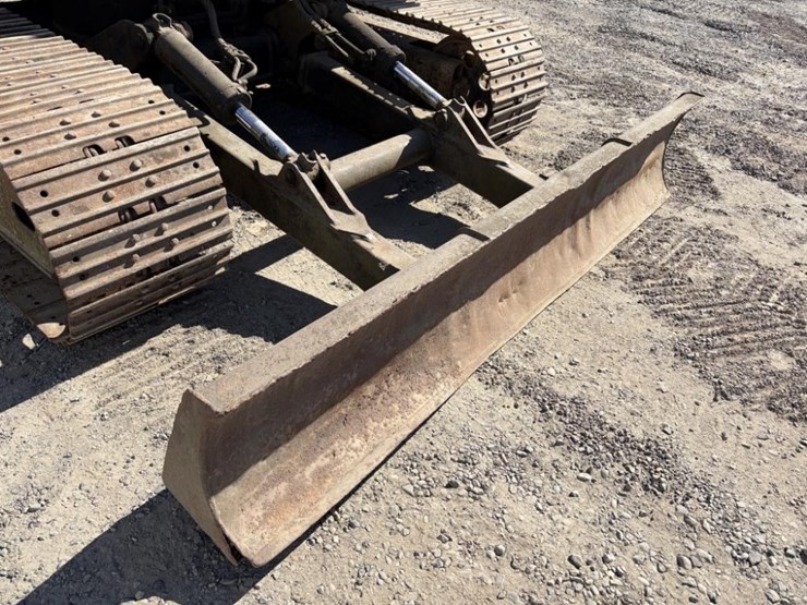1990-caterpillar-e70b-image-15