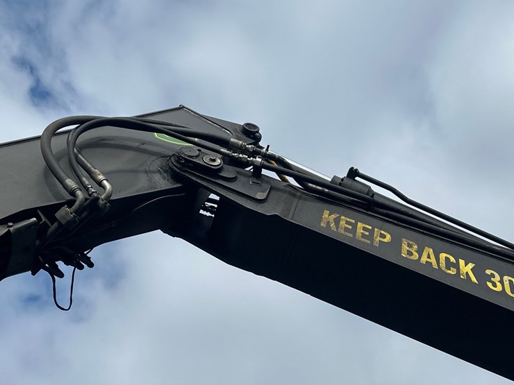 2016-deere-2154d-image-24