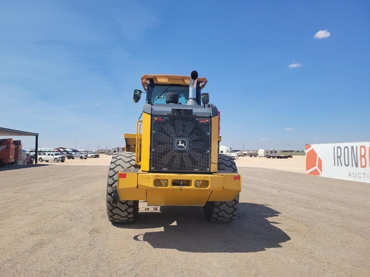 2022-john-deere-644-image-4