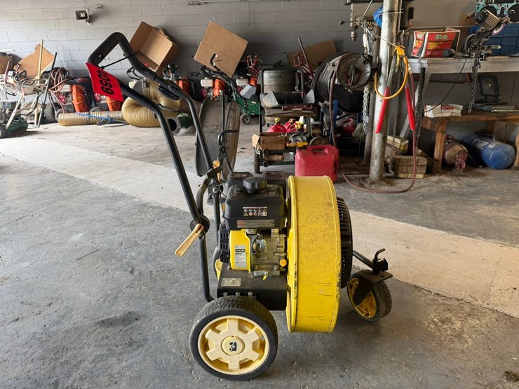 #4059-•-2021-champion-224cc-walk-behind-blower-image-6